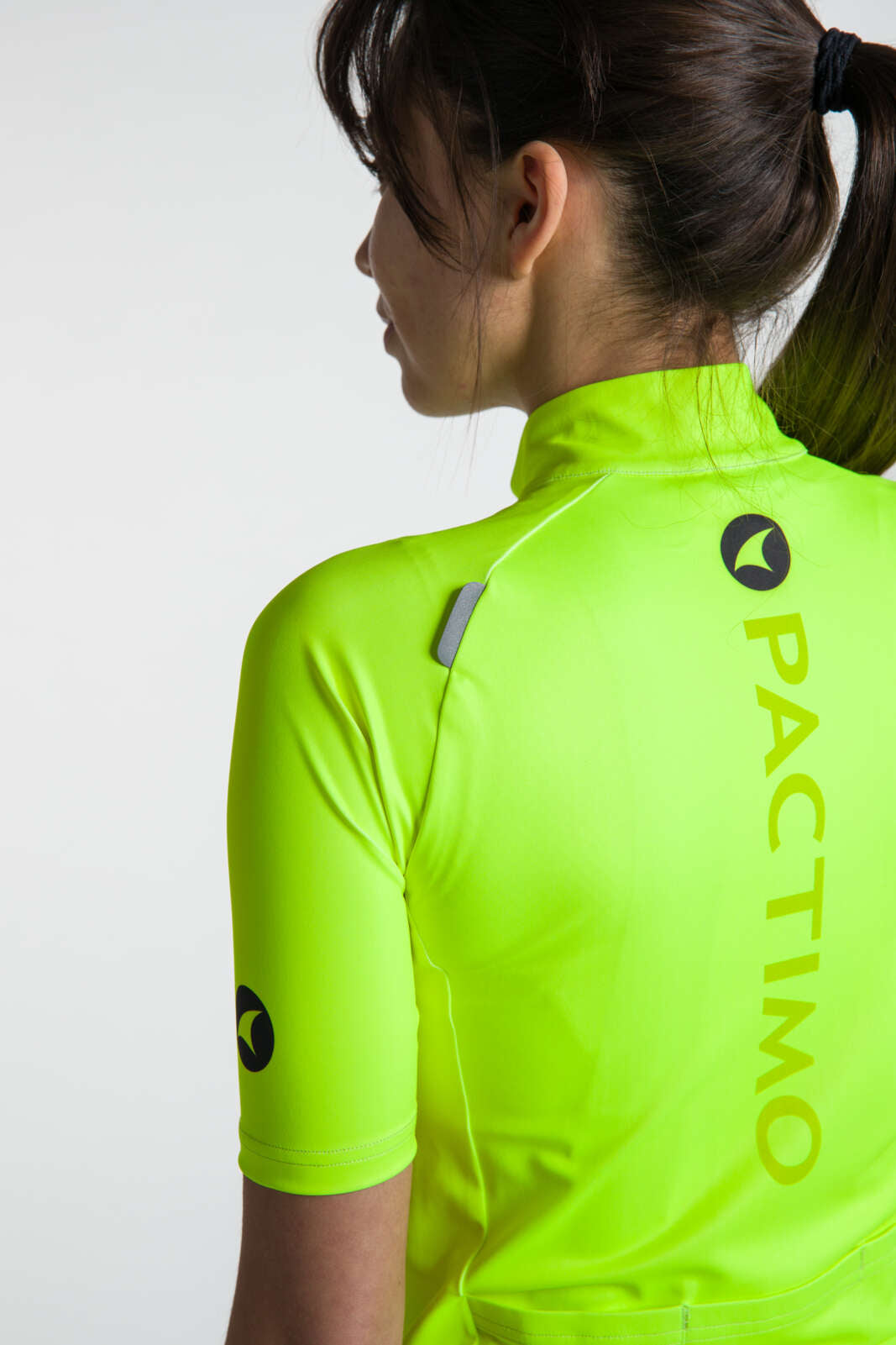 Women's High-Viz Yellow Water-Repelling Cycling Jersey - Back Reflective Hits