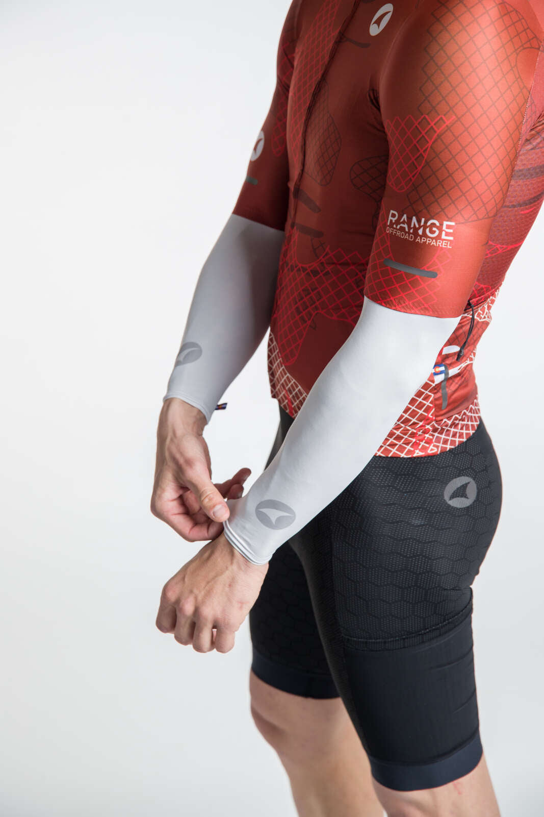 OffWhite Cycling Sun Sleeves UV Protection Pactimo