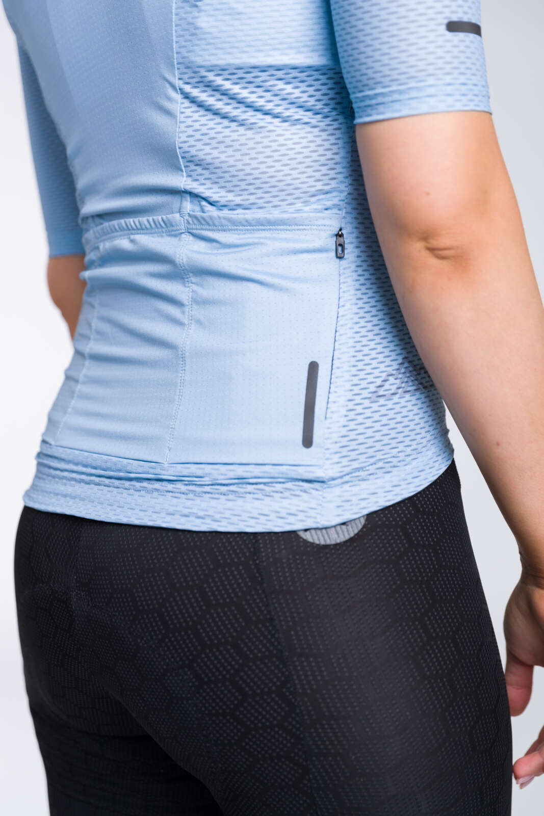 Women's Light Blue Aero Mesh Cycling Jersey  - Back Pockets