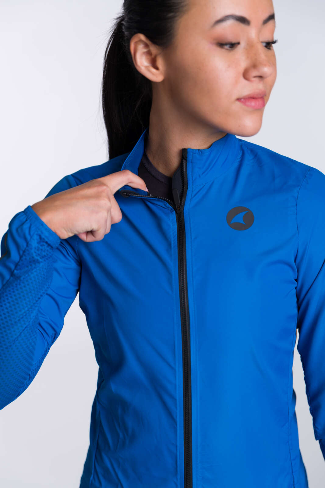 Women's Blue Packable Cycling Wind Jacket - Semi-Locking Zipper