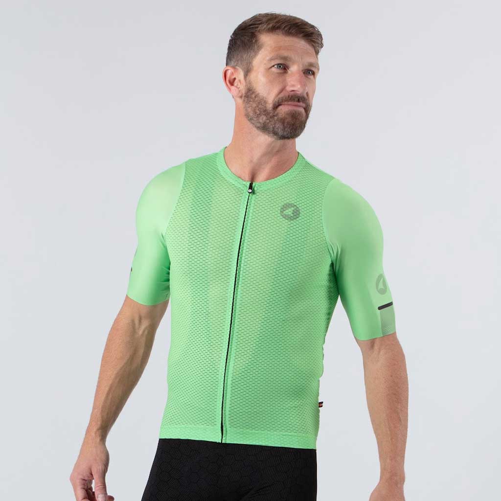 Lightweight Mesh Cycling Jersey for Men On Body Front View #color_washed-lime