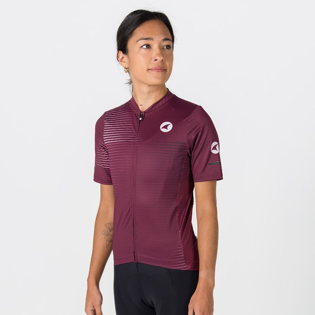 Womens Bike Jersey - On Body Side View Convergence Design #color_mulberry