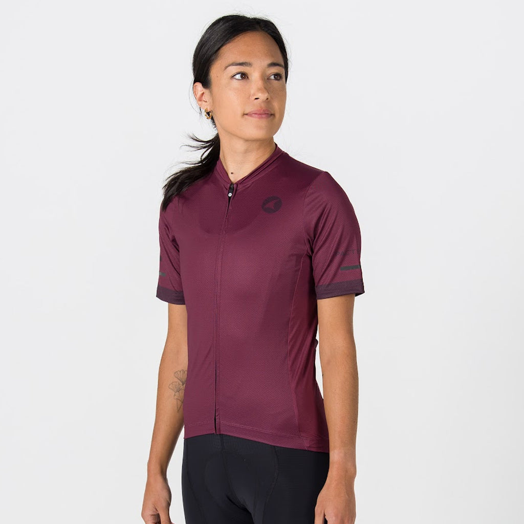Womens Bike Jersey - On Body Side View #color_mulberry