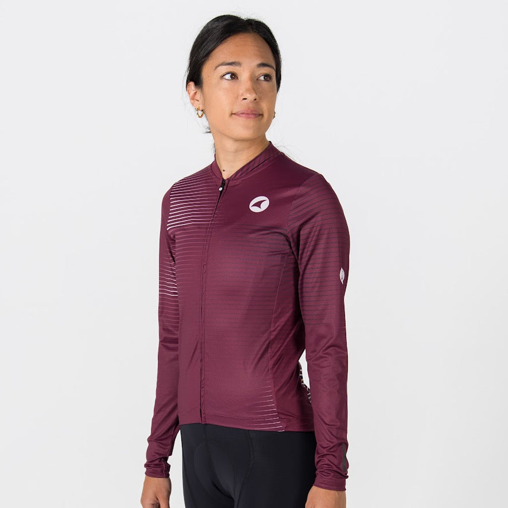 Women's Long Sleeve Cycling Jersey Convergence Design - On Body Side View #color_mulberry