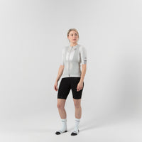Lightweight Mesh Cycling Jersey for Women On Body Front View #color_dune
