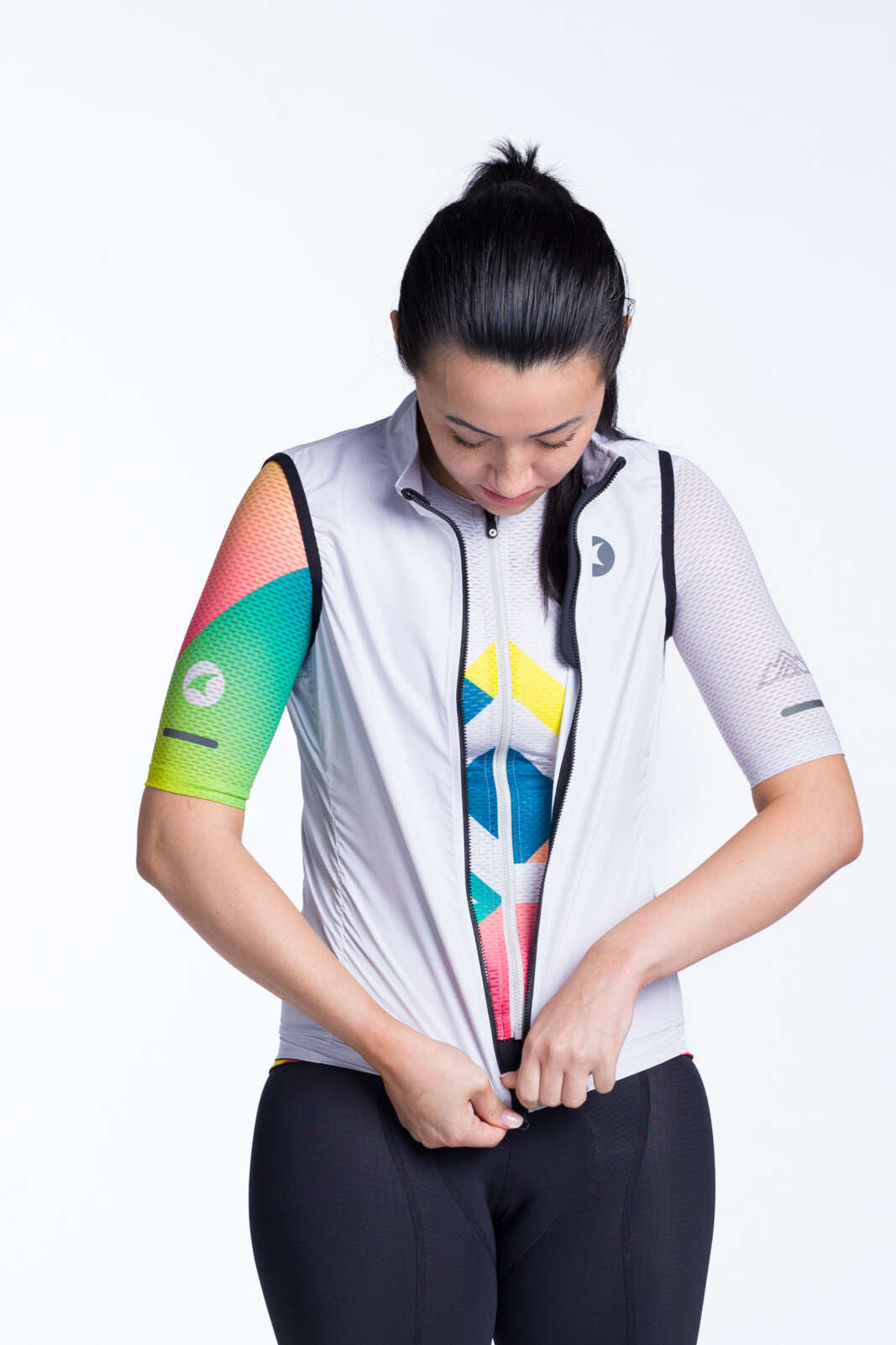 Women's White Packable Cycling Wind Vest - Zipper