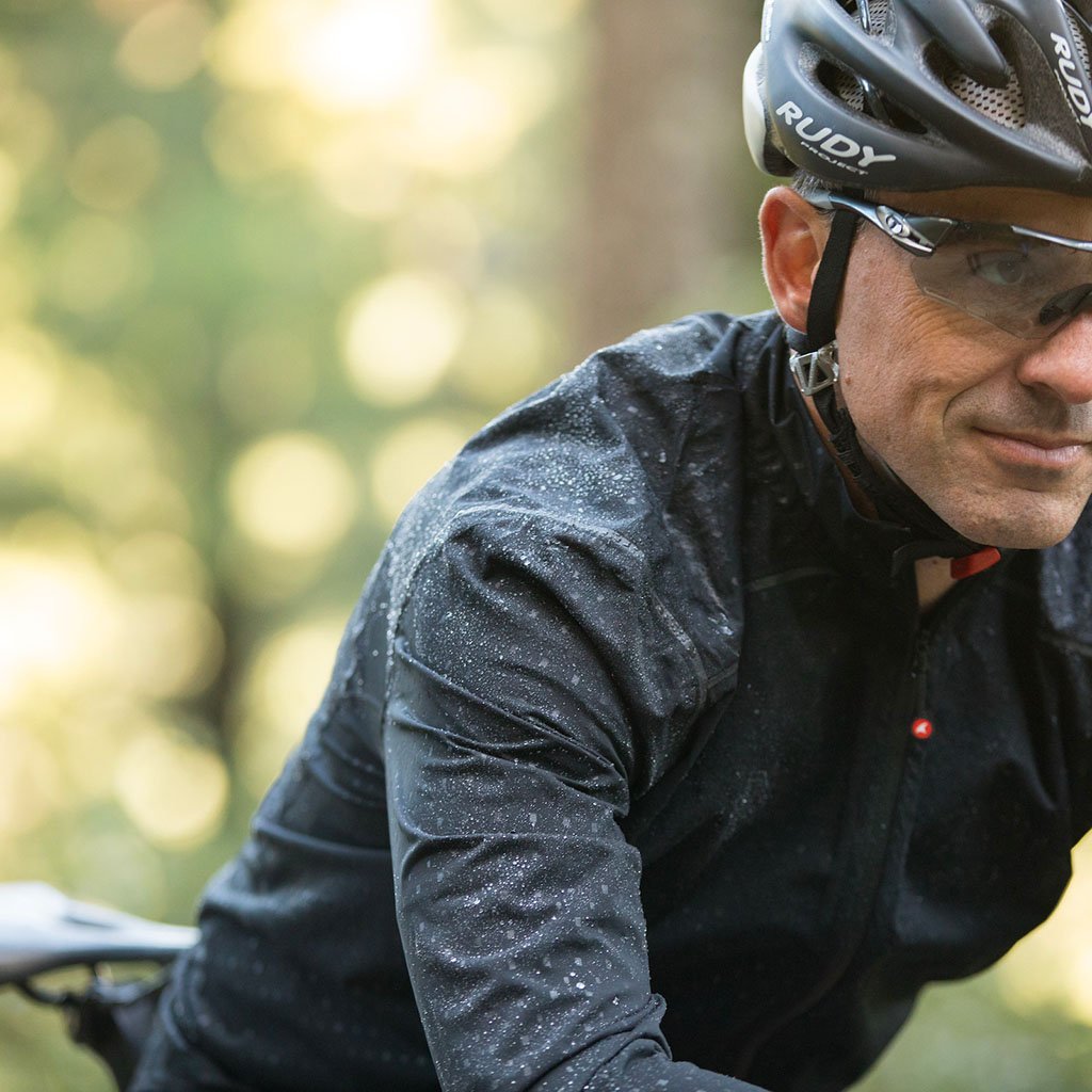 Breathable Waterproof Cycling Jacket For Men on body Water Resistant Detail #color_black