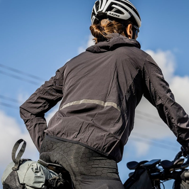 Men's Lightweight Wind & Water Resistant mtb Jacket - On the Road Back View