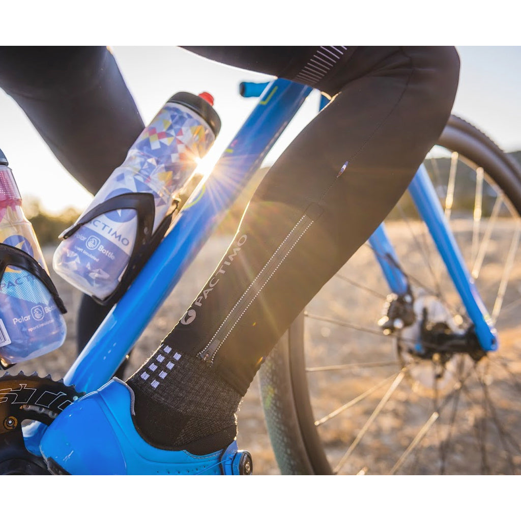 Water Repelling Cycling Leg Warmers - Zipper Close-Up