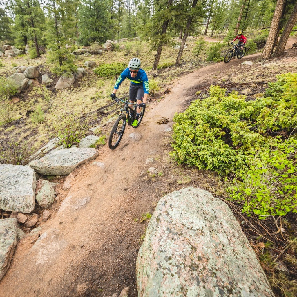 Men's MTB Shorts - Terrain Design on trail 